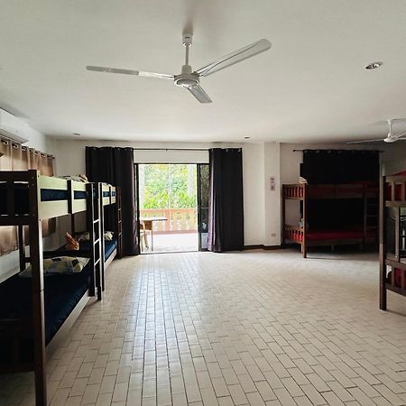 Dumaguete City 1888 Beach Resort מראה חיצוני תמונה