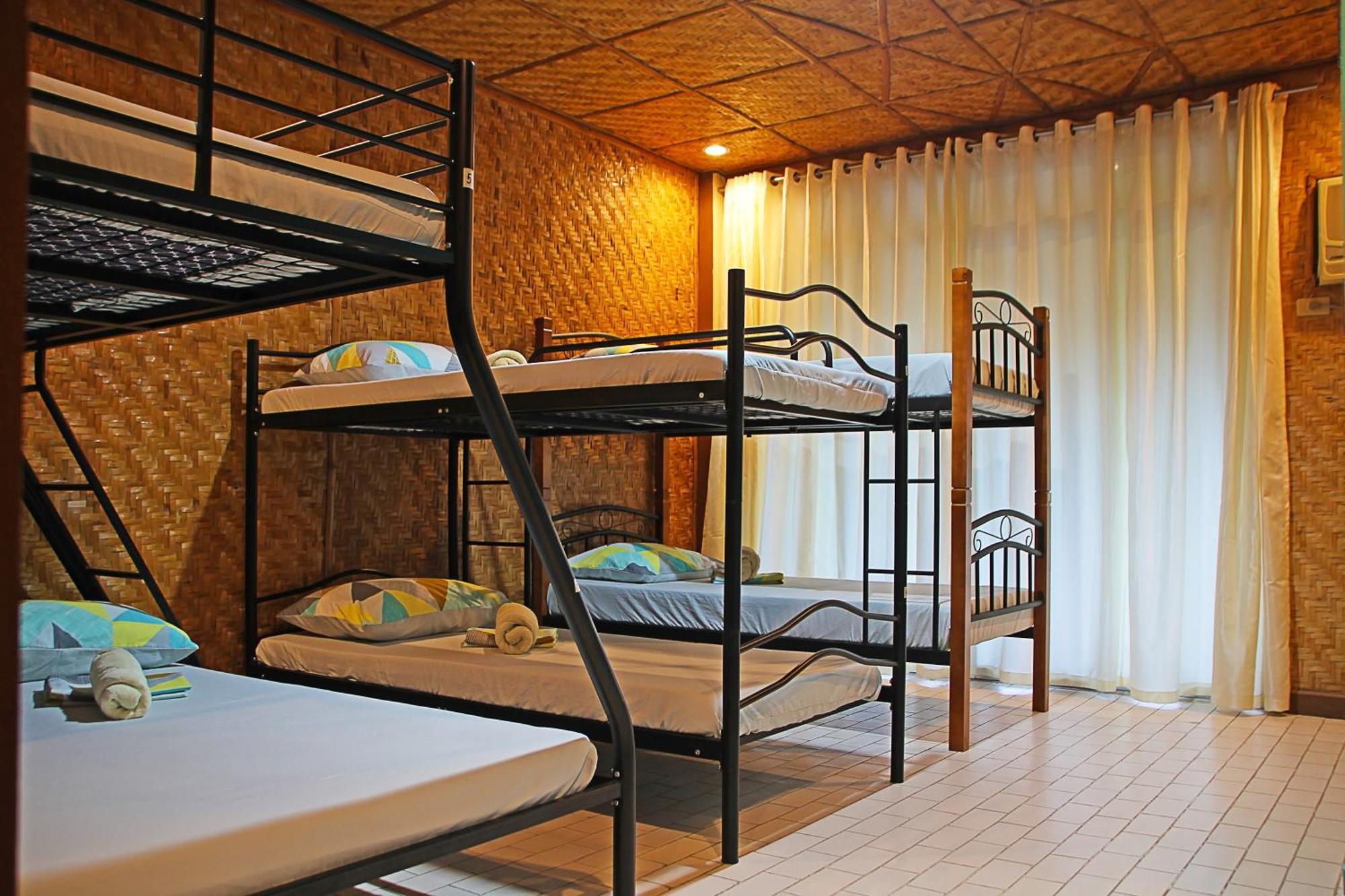 Dumaguete City 1888 Beach Resort מראה חיצוני תמונה