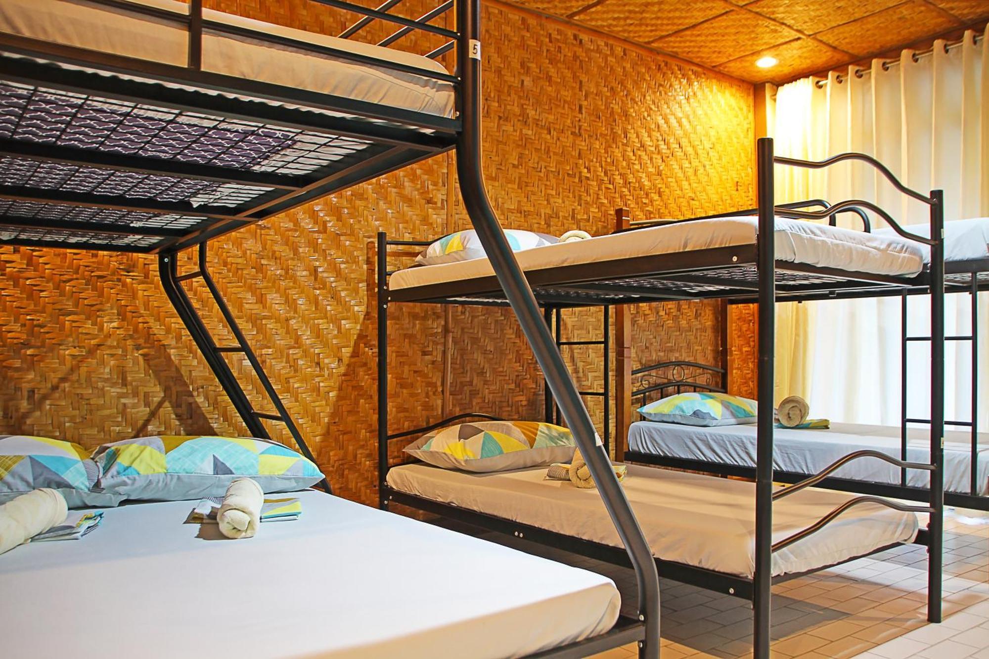 Dumaguete City 1888 Beach Resort מראה חיצוני תמונה
