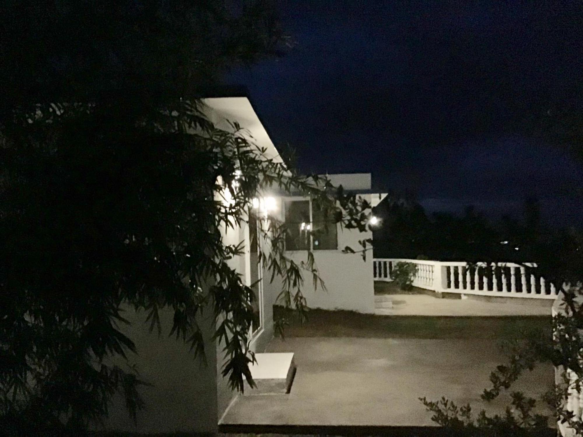 Dumaguete City 1888 Beach Resort מראה חיצוני תמונה