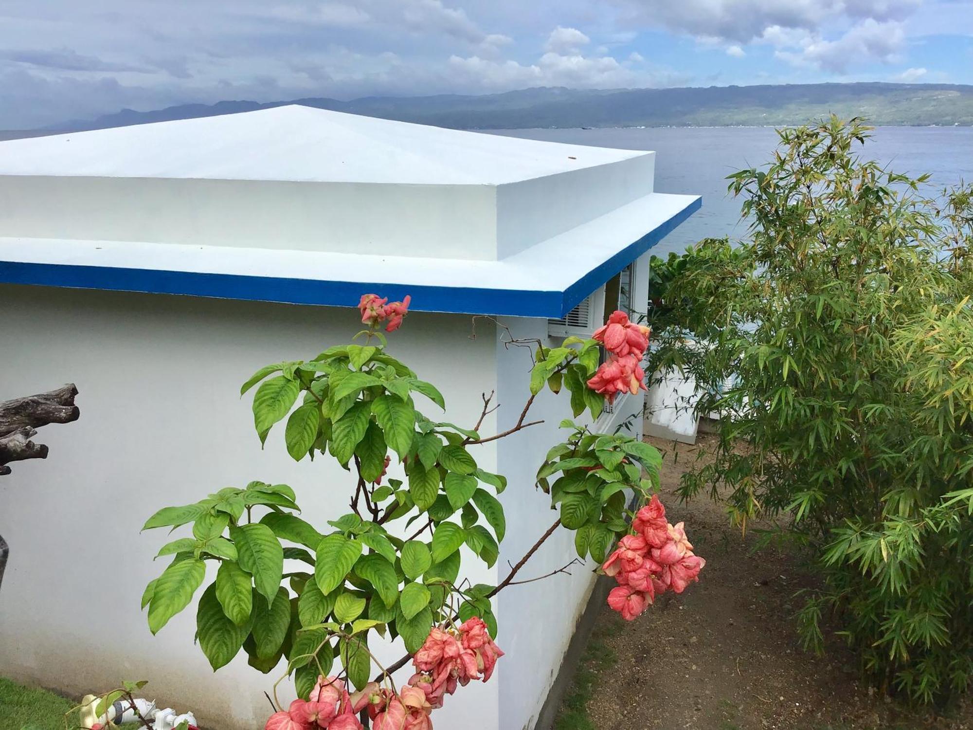 Dumaguete City 1888 Beach Resort מראה חיצוני תמונה