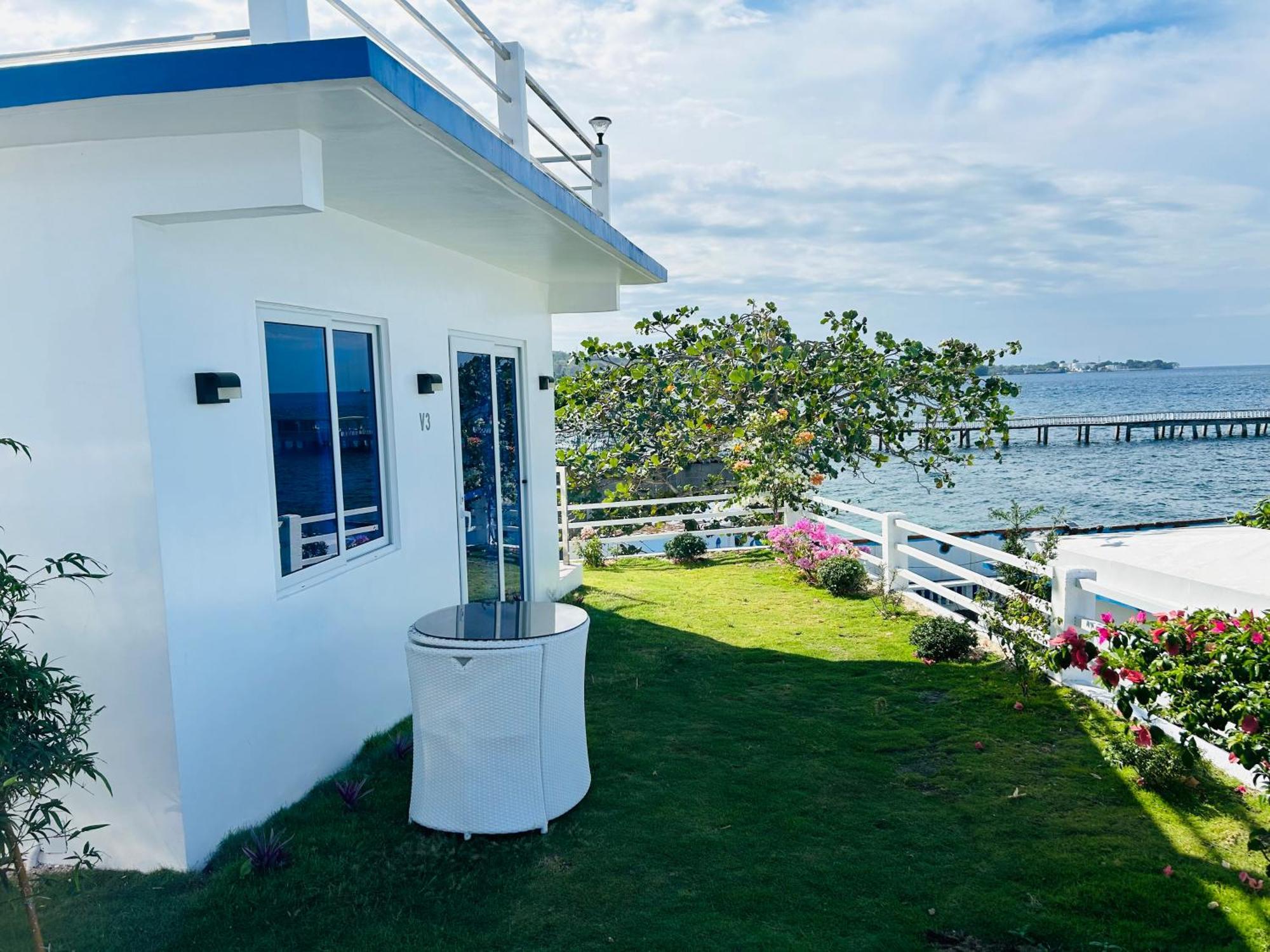 Dumaguete City 1888 Beach Resort מראה חיצוני תמונה