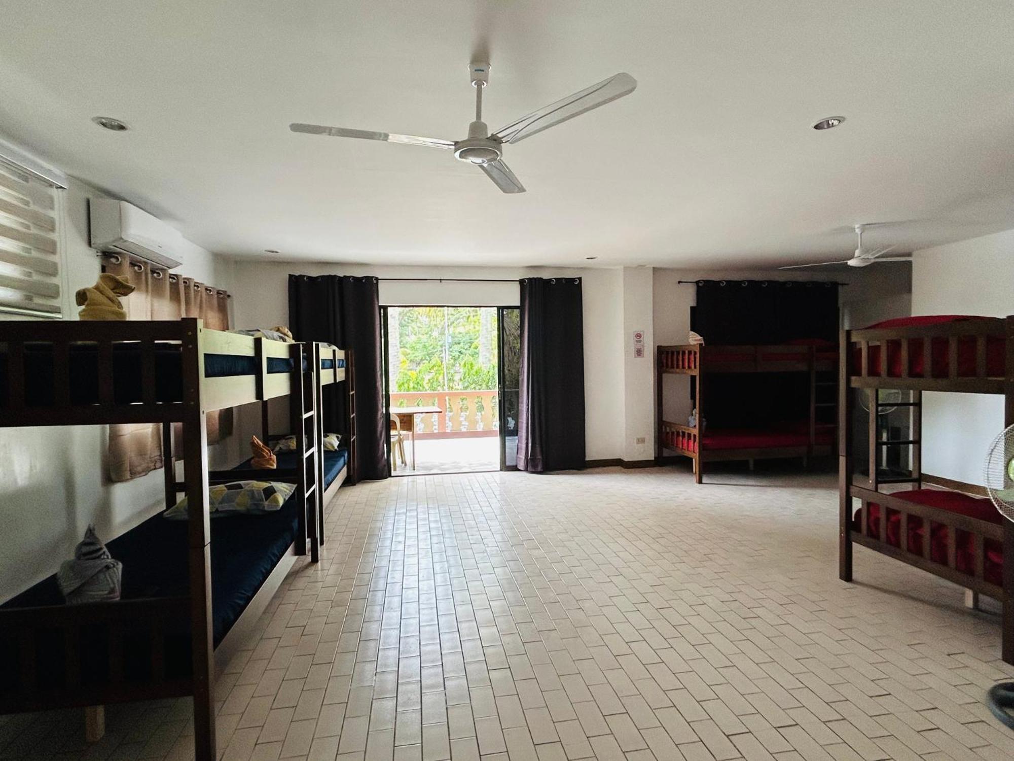 Dumaguete City 1888 Beach Resort מראה חיצוני תמונה